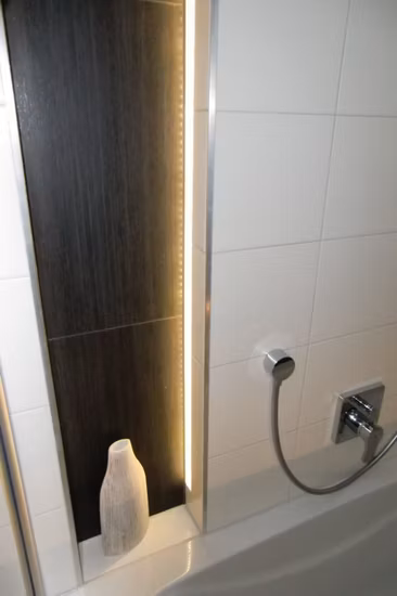 Striscia LED RGBW 12V 24V 60LED/M DMX512 con certificazione CE, FCC e RoHS