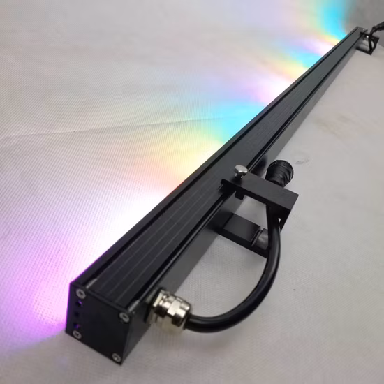 DMX RGB SMD 5050 LED Pixel Digital 1m 60LED Bar / Striscia luminosa rigida DMX LED per palco