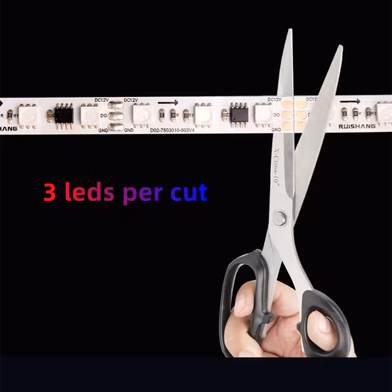 24V Chasing CE RoHS 120LED Ws2811 2835 3000K 4000K 6000K RGB Strisce LED da corsa